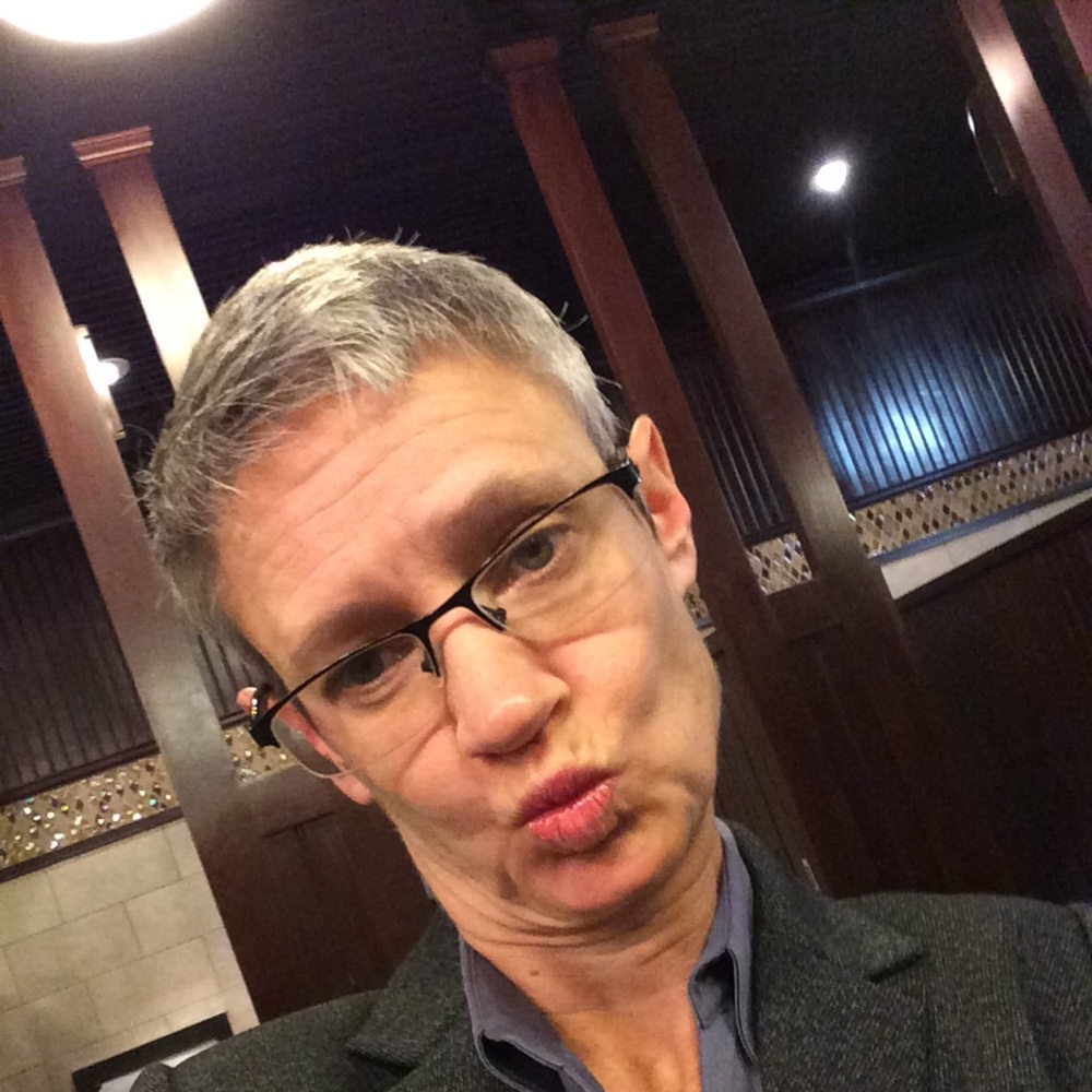 Meet your Posher, Steph